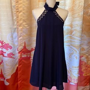 LULUS NAVY MIDI DRESS WITH CROCHETED DETAIL. HALTER STYLE OPEN BACK SIZE M